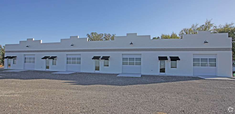 6450 Appian Way, Fort Worth, TX for lease - Building Photo - Image 2 of 9