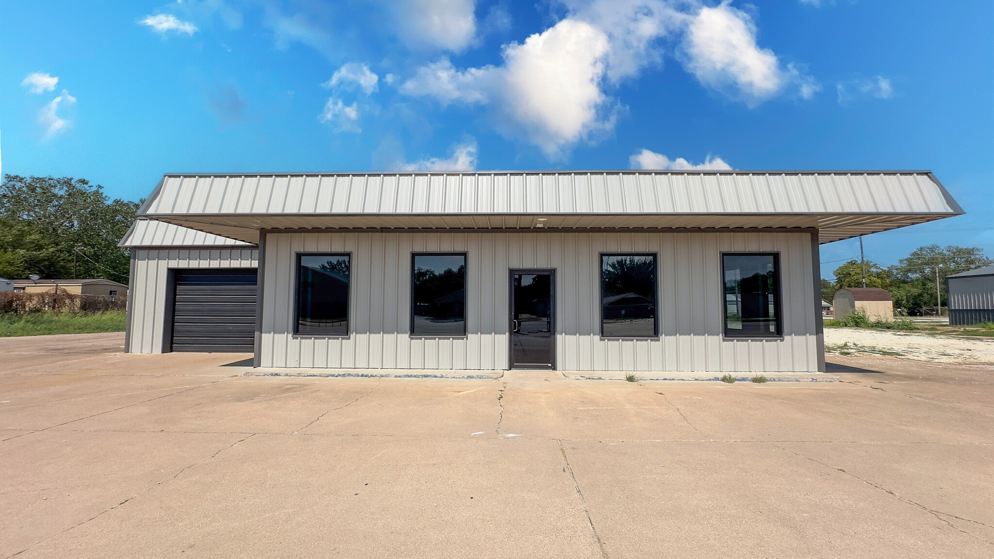 1020 W Main St, Ada, OK for sale Building Photo- Image 1 of 1