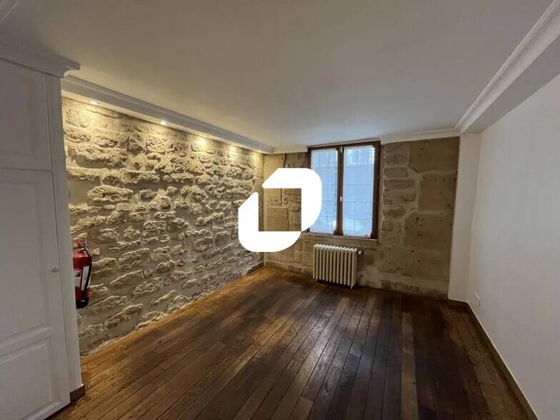 Office in Paris for lease - Interior Photo - Image 2 of 10