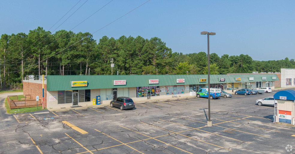 6105-6113 Yadkin Rd, Fayetteville, NC for sale - Primary Photo - Image 1 of 18