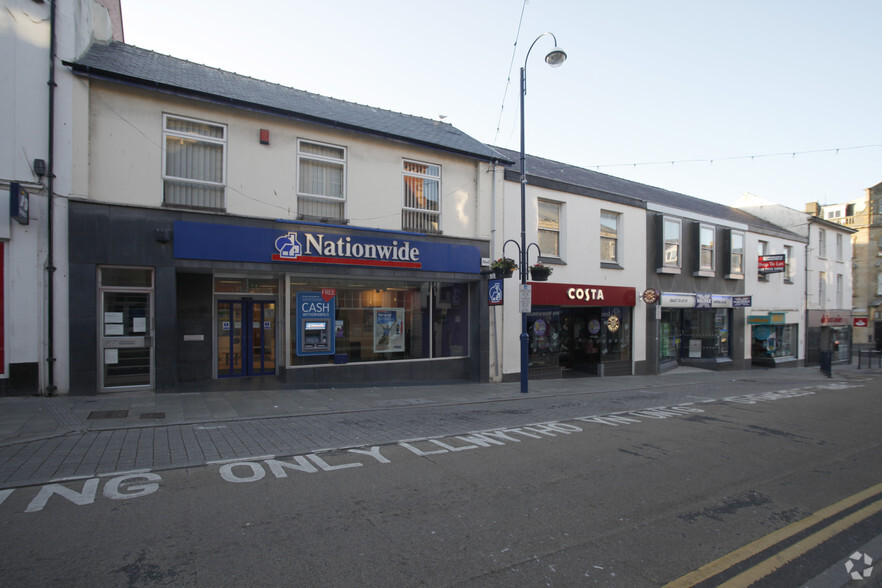 3-7 Great Darkgate St, Aberystwyth for lease - Building Photo - Image 3 of 5