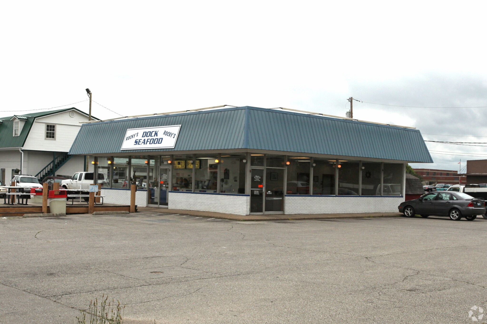805 E 10th St, Jeffersonville, IN for sale Building Photo- Image 1 of 1