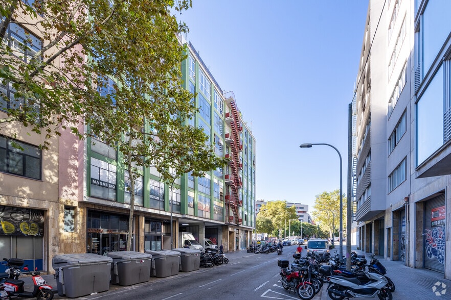 Carrer de Llull, 48, Barcelona, Barcelona for lease - Building Photo - Image 3 of 4