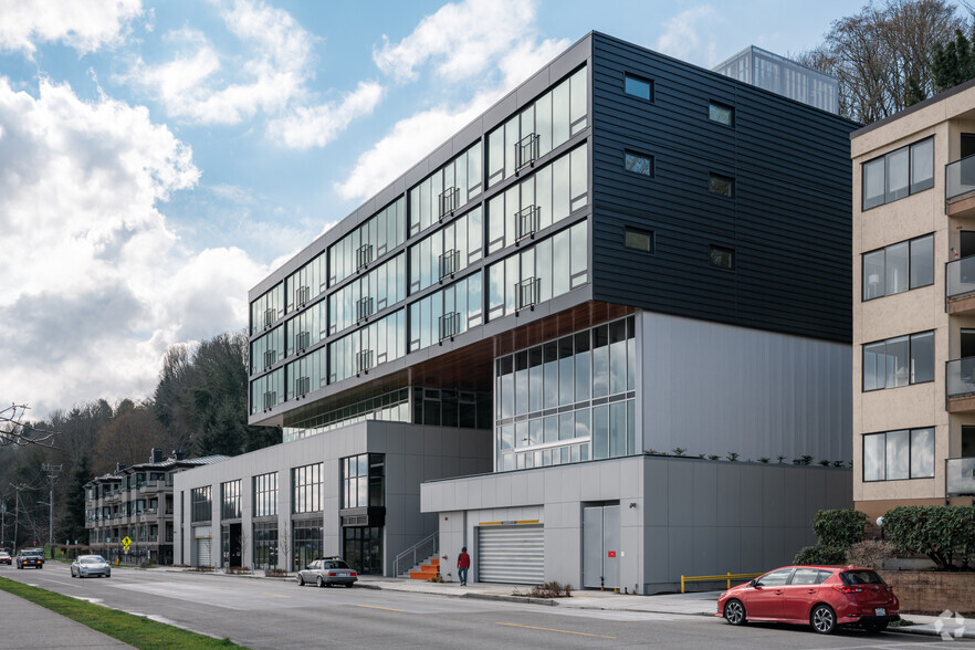 1307 Harbor Ave SW, Seattle, WA for lease - Building Photo - Image 2 of 6