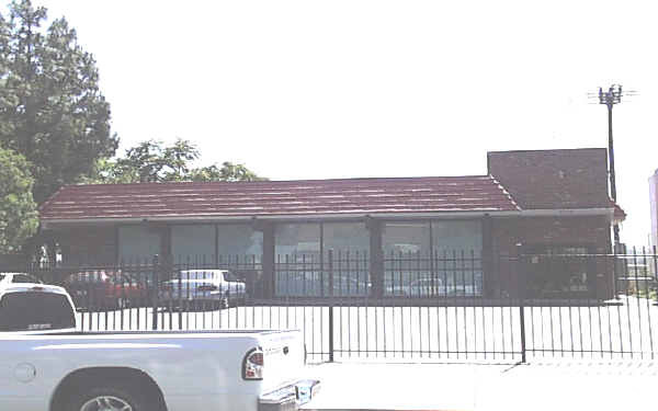 27016 Langside Ave, Santa Clarita, CA for lease - Building Photo - Image 3 of 10