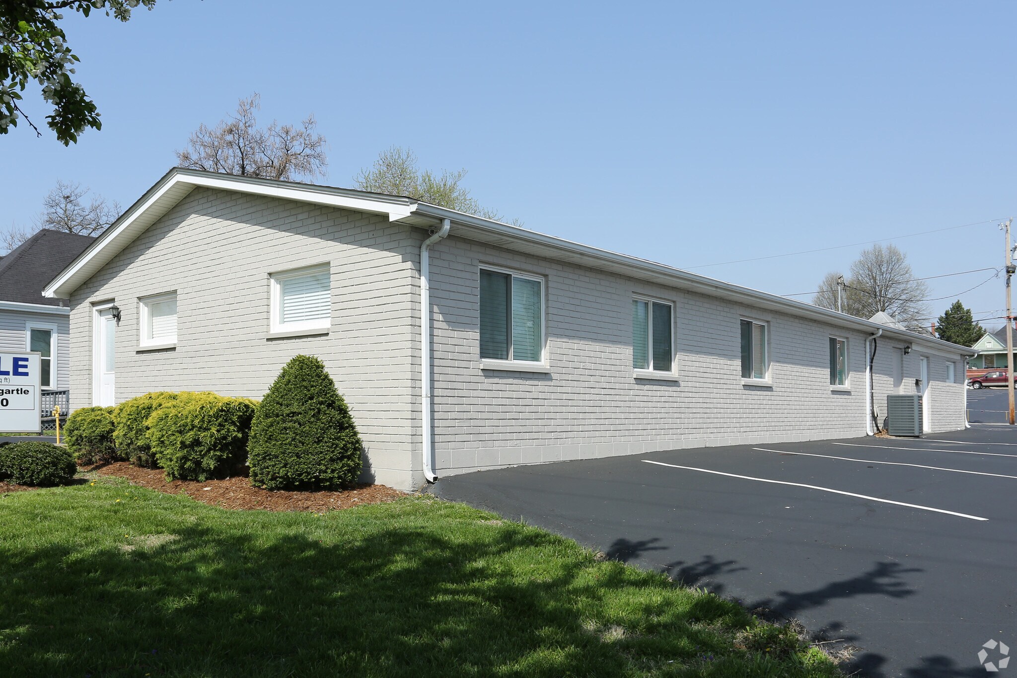 2019 E Spring St, New Albany, IN for sale Primary Photo- Image 1 of 1