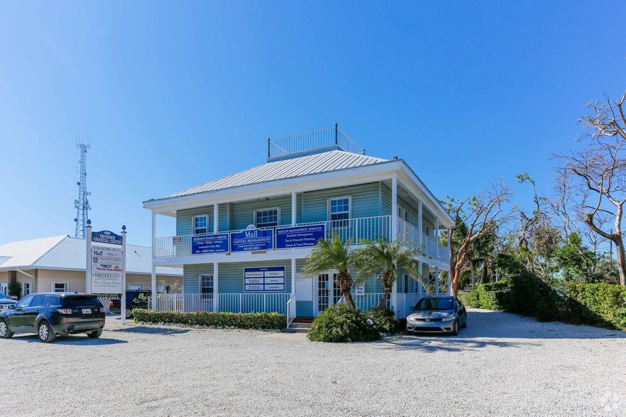 91760 Overseas Hwy, Tavernier, FL for sale - Primary Photo - Image 1 of 24