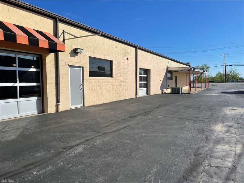 284 Canton Rd, Steubenville, OH for lease - Building Photo - Image 3 of 21