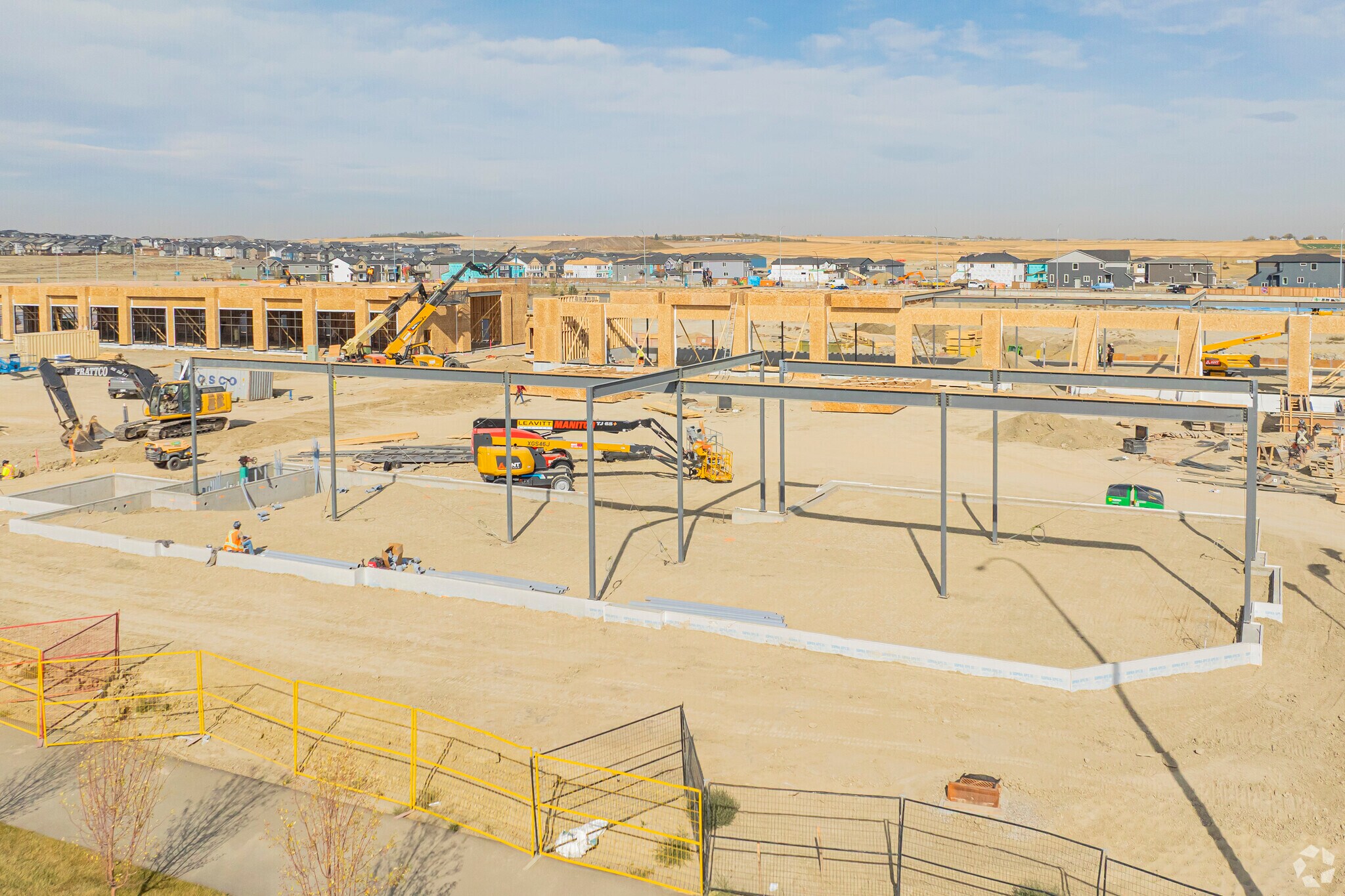 11 Th St NE, Calgary, AB for lease Building Photo- Image 1 of 4