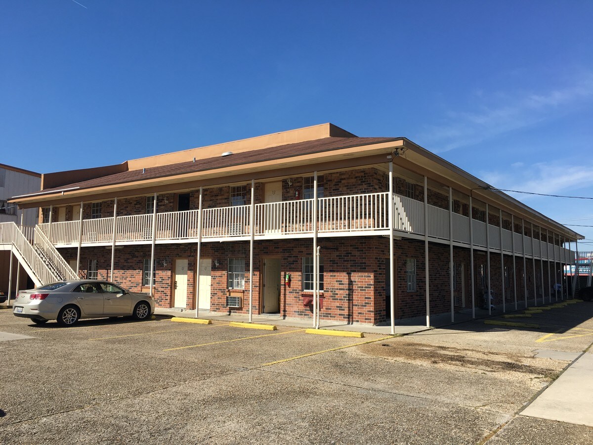 3401 Jefferson Hwy, Jefferson, LA 70121
