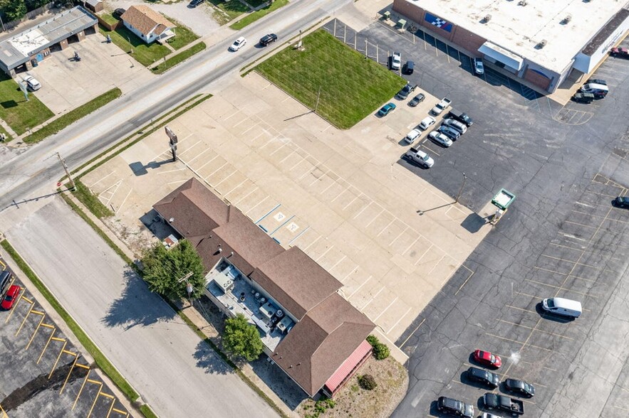 000 Jackson st, Mexico, MO for lease - Building Photo - Image 3 of 4