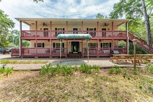 Chassahowitzka Hotel - Golf Course