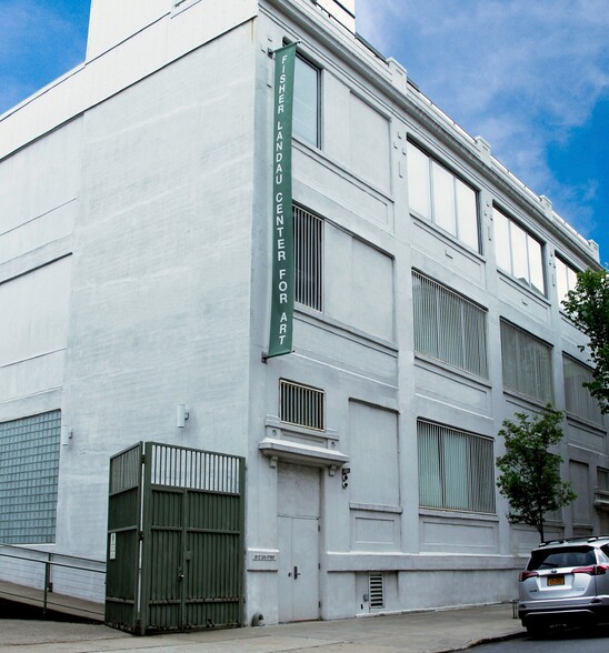 38-27 30th St, Long Island City, NY for sale - Primary Photo - Image 1 of 1