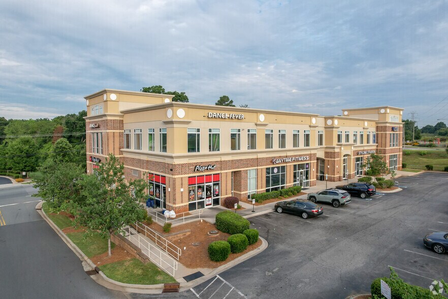 10211-10215 Prosperity Park Dr, Charlotte, NC for lease - Building Photo - Image 1 of 5