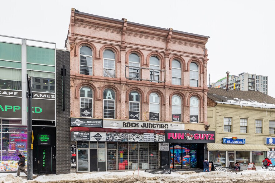 149-151 Rideau St, Ottawa, ON for lease - Primary Photo - Image 1 of 2