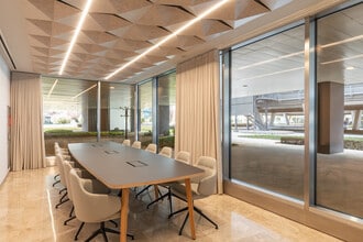 Calle Vía de los Poblados, 3, Madrid, Madrid for lease Interior Photo- Image 2 of 4