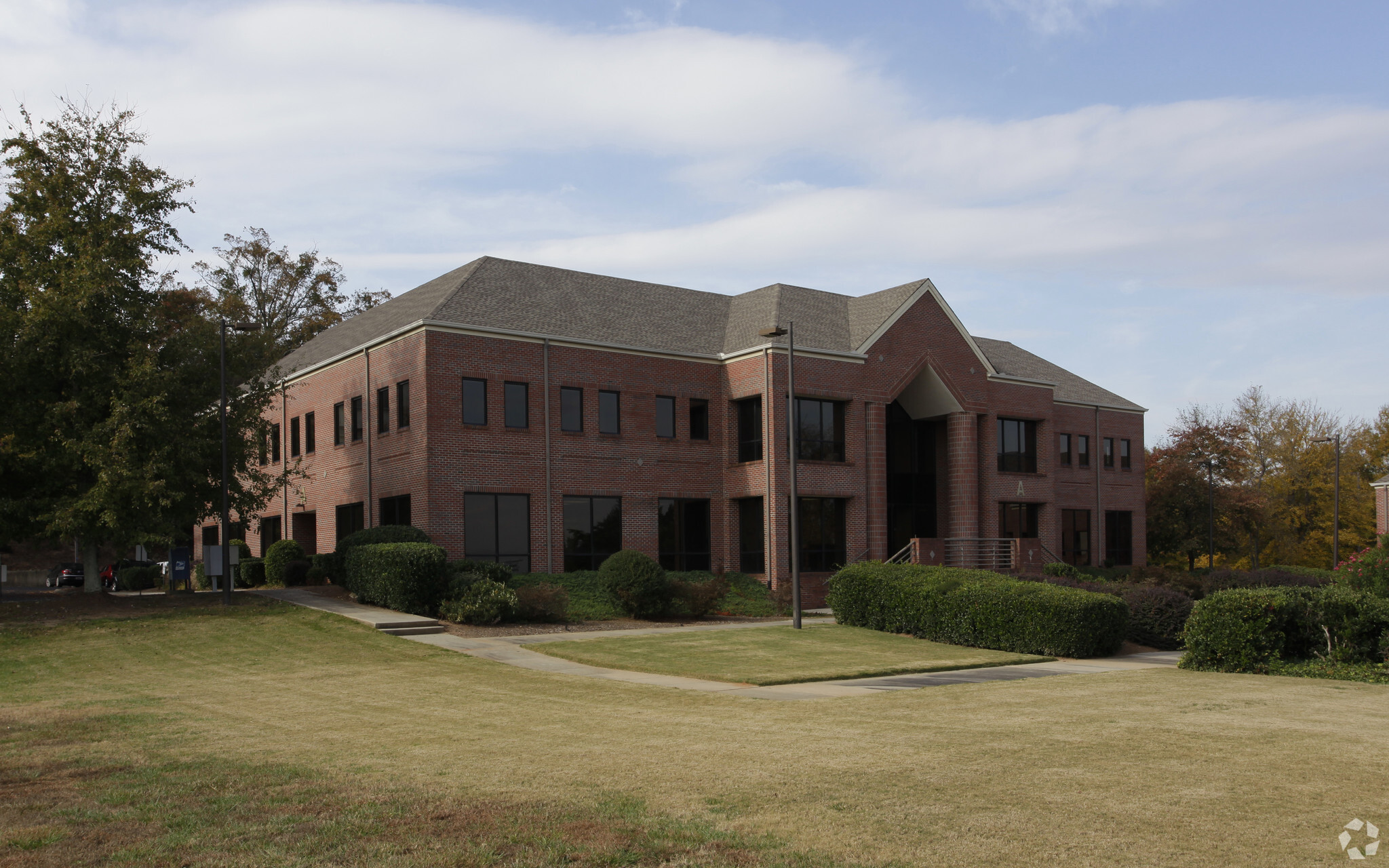 330 Pelham Rd, Greenville, SC for lease Primary Photo- Image 1 of 7