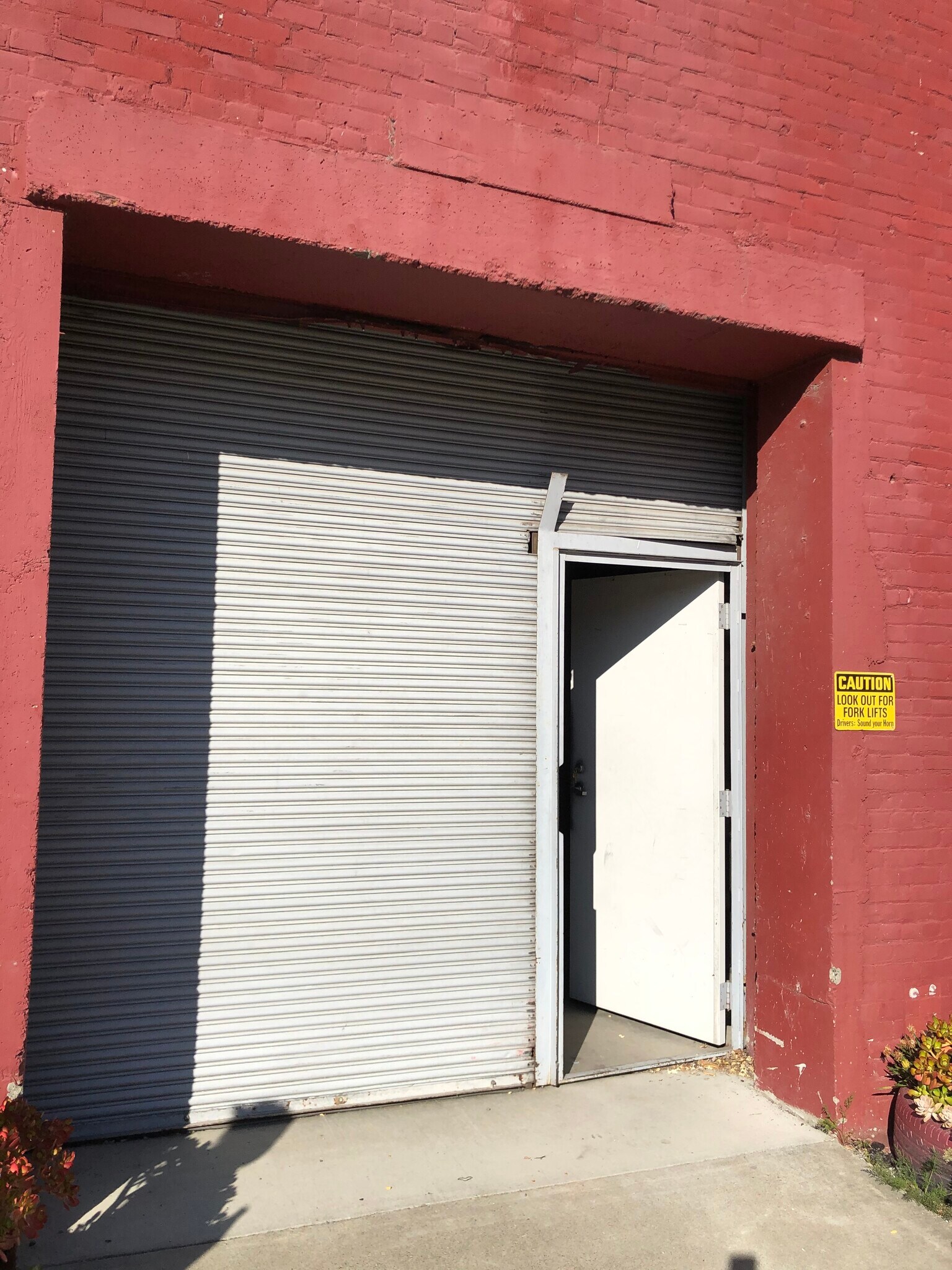 802 Donahue St, Santa Rosa, CA 95401 Retail for Lease