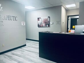 2755-2795 E Desert Inn Rd, Las Vegas, NV for lease Interior Photo- Image 1 of 9