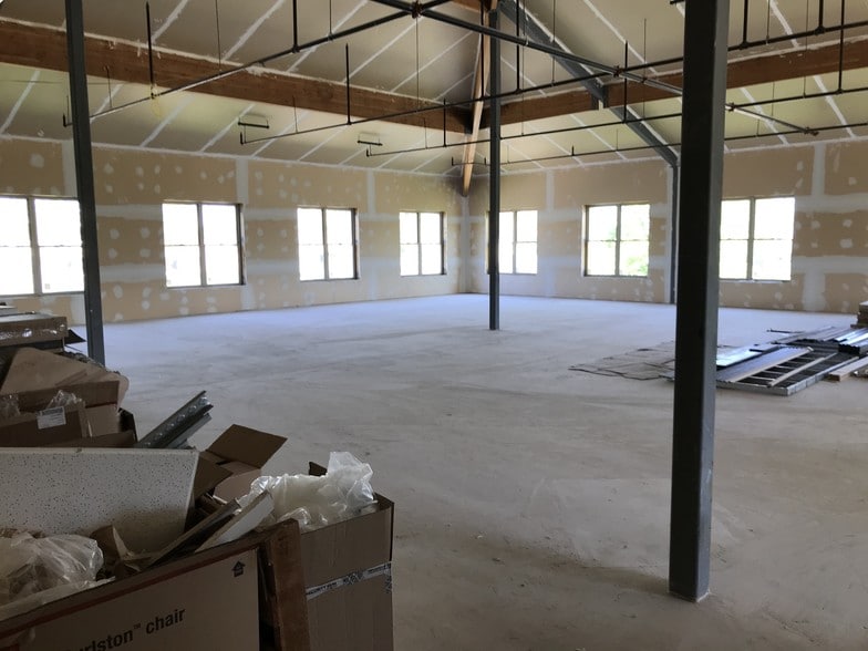 5171 Wallings Rd, North Royalton, OH 44133