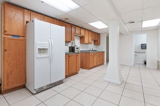 1045 N Canal St, Pittsburgh, PA for lease Interior Photo- Image 2 of 3