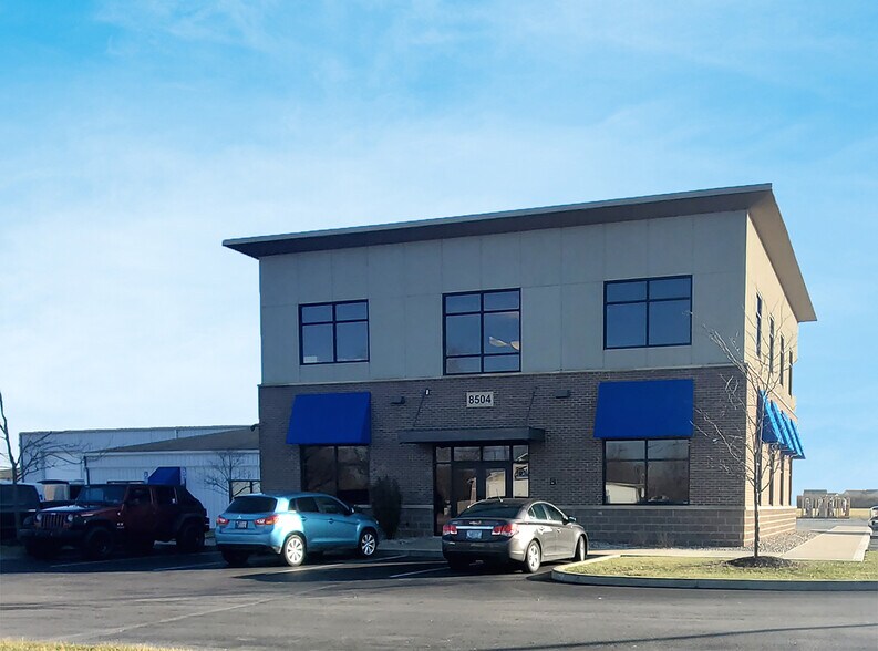 8504 S State Road 9, Pendleton, IN for sale - Building Photo - Image 1 of 1