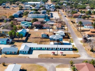 More details for 907 S Church St, Rockport, TX - Hospitality for Sale