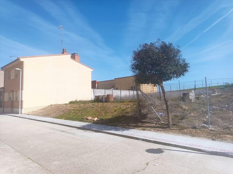 Land in Rueda for sale - Building Photo - Image 3 of 19