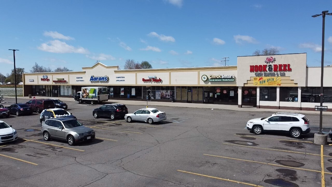 78347878 Telegraph Rd, Taylor, MI 48180 Taylor Essco Square