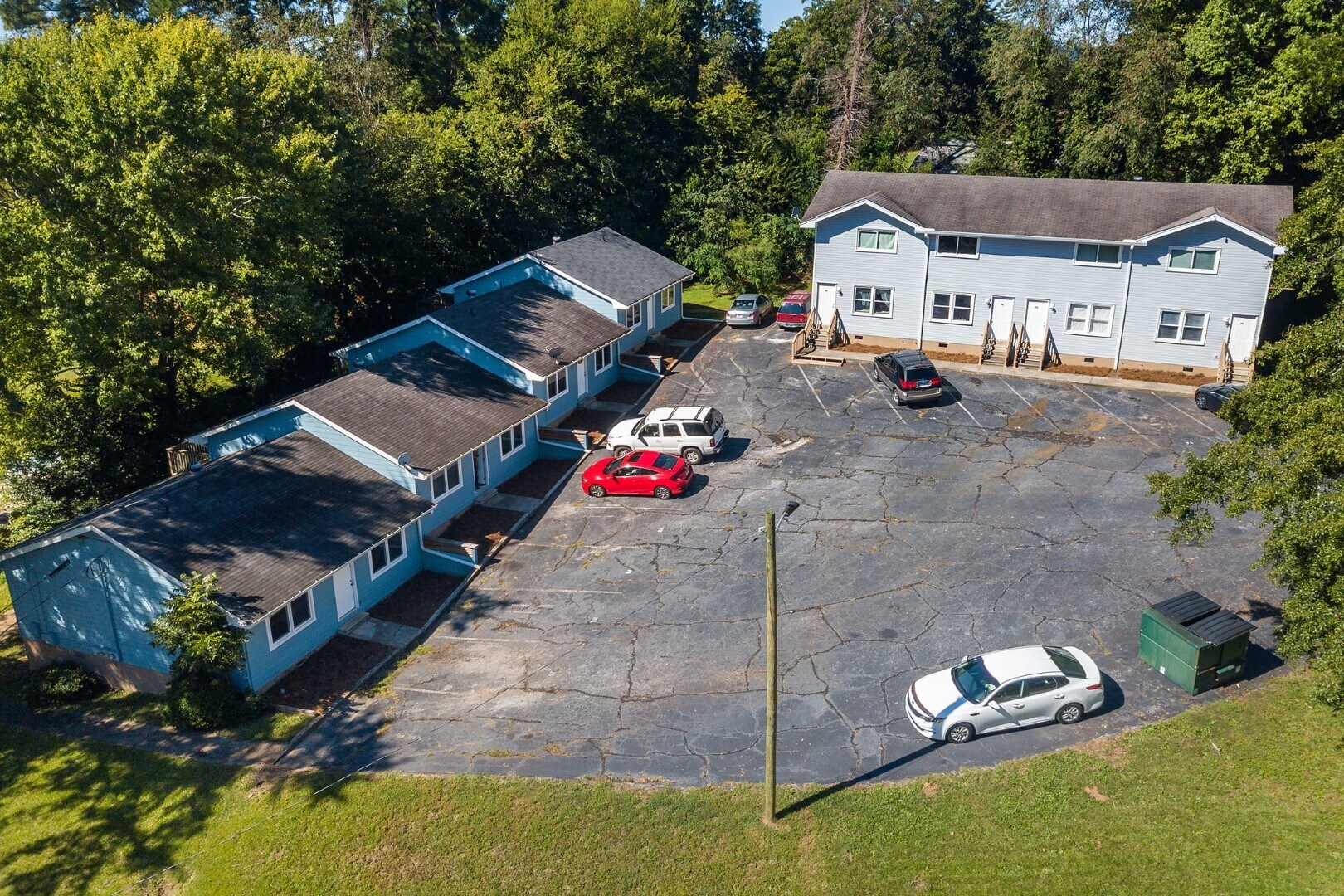 72 E Whitman St, Toccoa, GA for sale Primary Photo- Image 1 of 1
