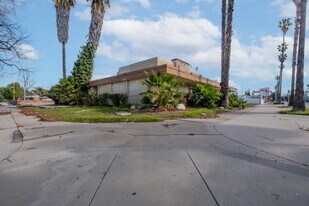 16955 Sherman Way, Van Nuys CA - Convenience Store