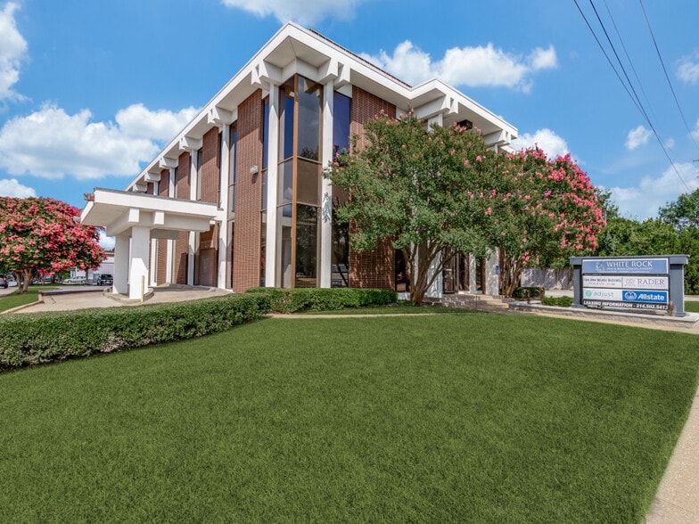 1350 N Buckner Blvd, Dallas, TX for lease - Building Photo - Image 2 of 15