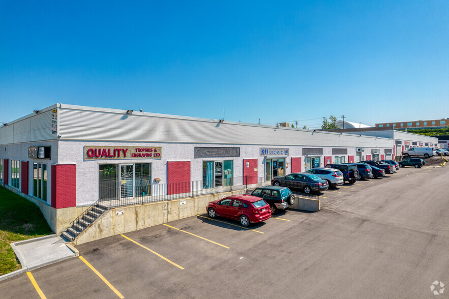 416 Meridian Rd SE, Calgary, AB for sale - Primary Photo - Image 1 of 23