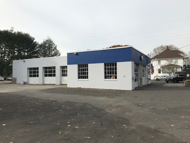 2599 Easton, Fairfield, CT for sale - Building Photo - Image 3 of 8