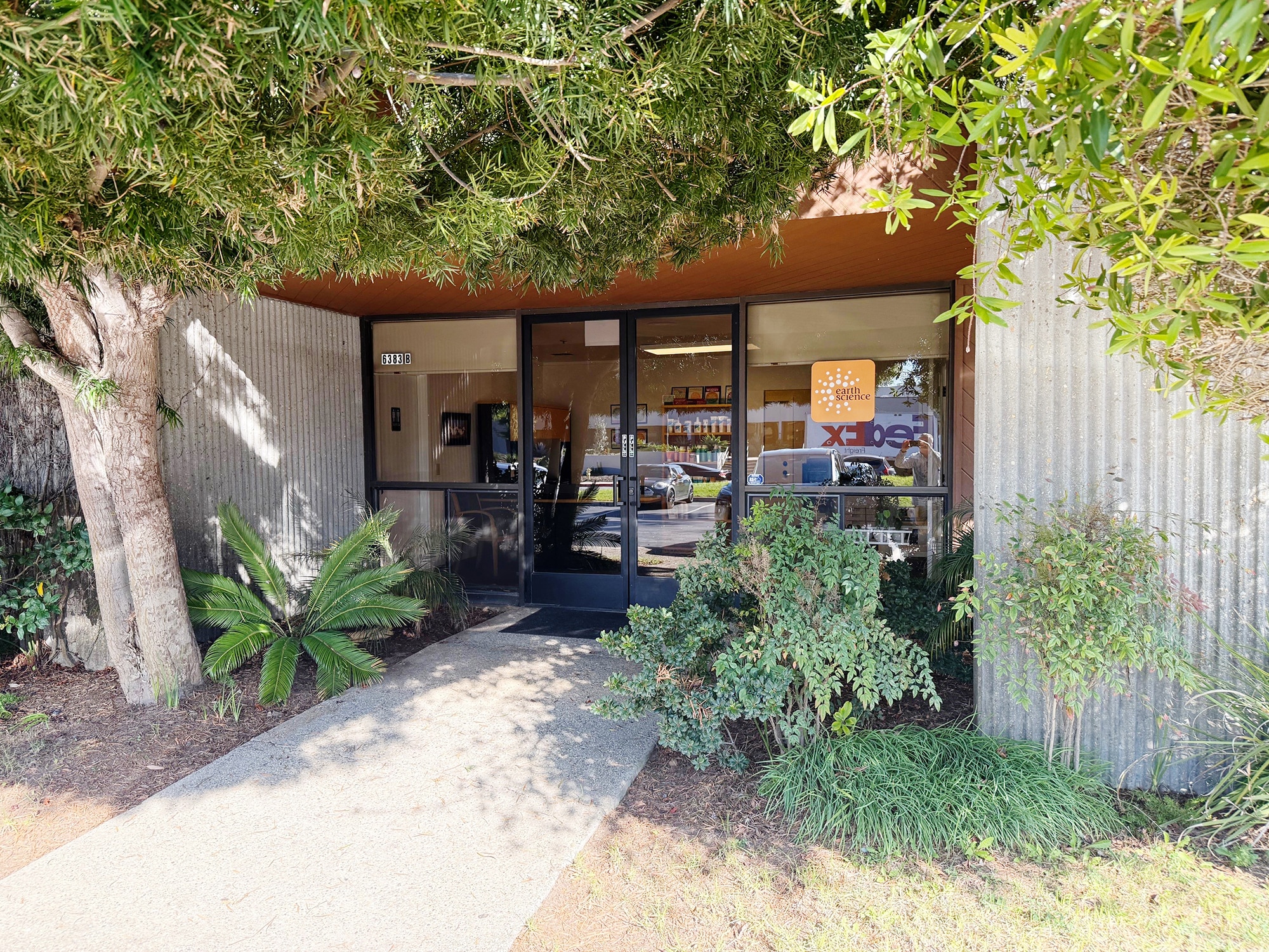 6383 Rose Ln, Carpinteria, CA for lease Building Photo- Image 1 of 6