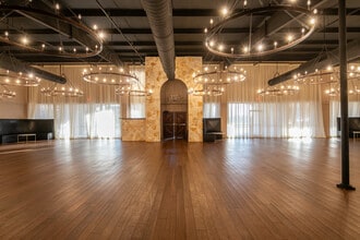 1833 Richmond Pky, Richmond, TX for lease Interior Photo- Image 2 of 2