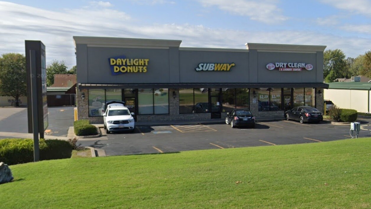 12018 S Elm St, Jenks, OK for sale Building Photo- Image 1 of 1