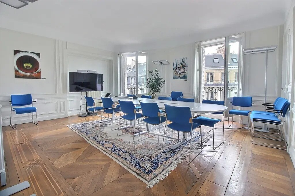 21 Rue Des Pyramides, Paris for sale Interior Photo- Image 1 of 1