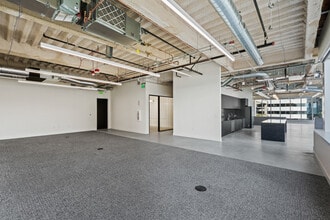 1015 2nd Ave, Seattle, WA for lease Interior Photo- Image 2 of 12