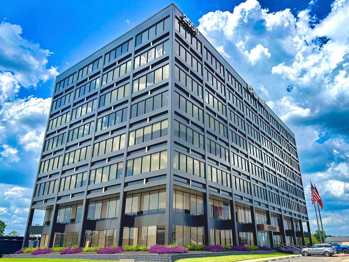 2550 N Loop Fwy W, Houston, TX for lease Building Photo- Image 1 of 37