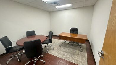 153 S Main St, Newtown, CT for lease Interior Photo- Image 1 of 3