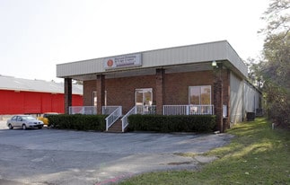 1613 Capital Cir NE, Tallahassee FL - Warehouse