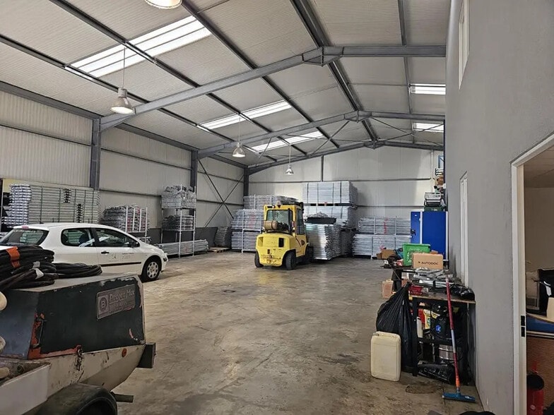 Industrial in Saint-Avold for sale - Interior Photo - Image 2 of 10