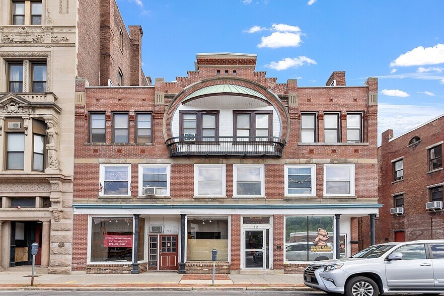 773779 Main St, Fitchburg, MA 01420