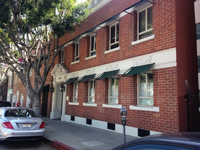 1015 Gayley Ave, Los Angeles, CA for lease - Building Photo - Image 2 of 16