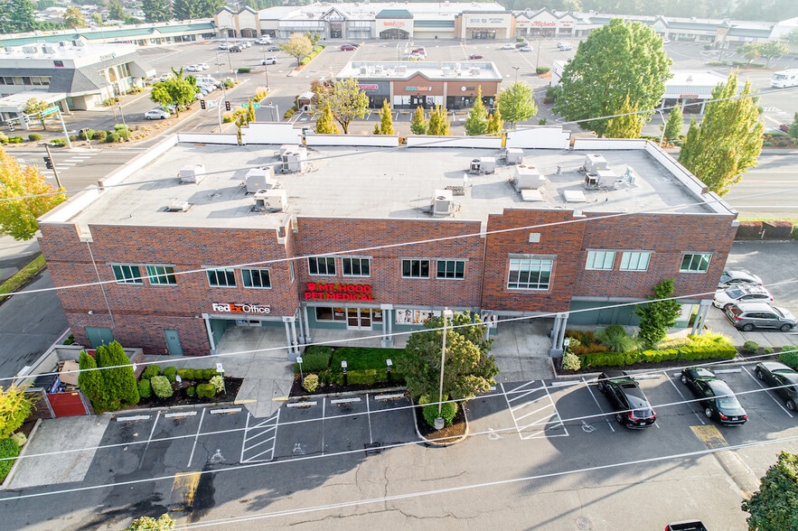 2044-2099 NE Burnside Rd, Gresham, OR for sale - Building Photo - Image 1 of 1