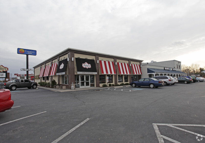 222 S Dupont Hwy, Dover, DE for lease - Building Photo - Image 3 of 4