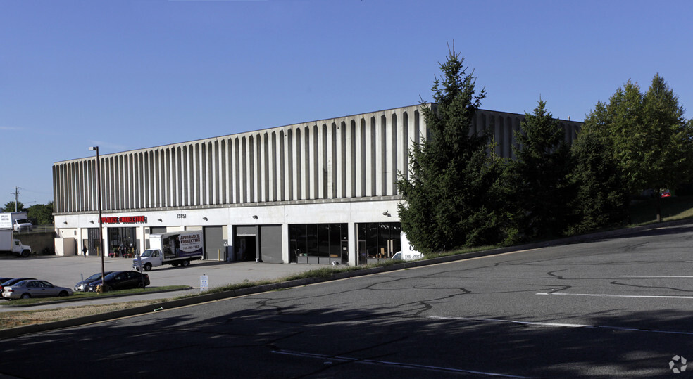 13851 Telegraph Rd, Woodbridge, VA for lease - Building Photo - Image 3 of 3