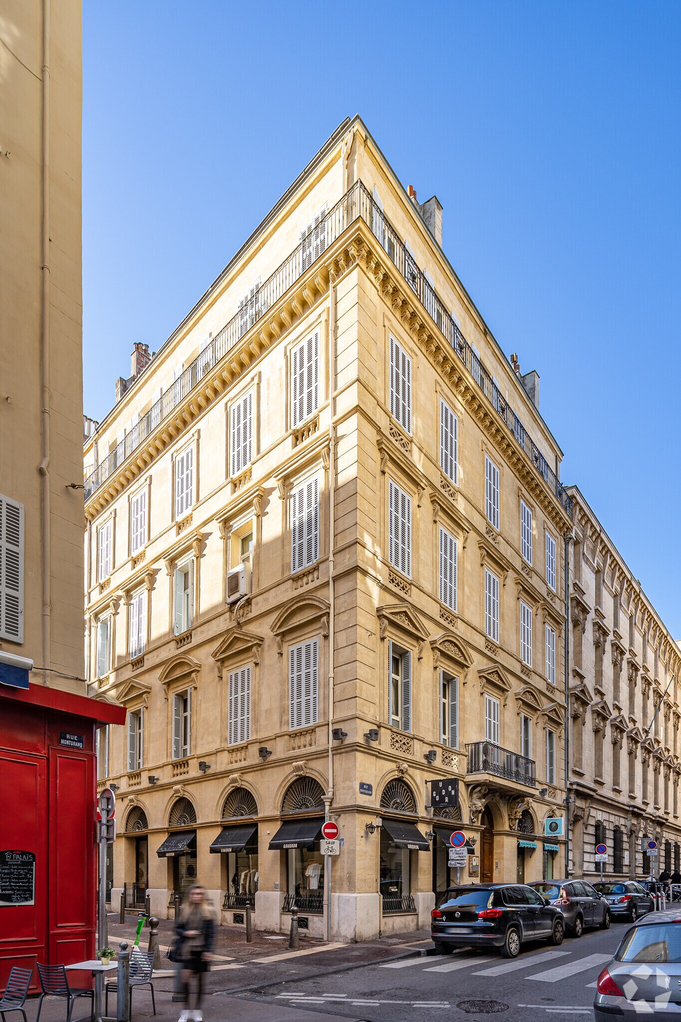 Office in Marseille for lease Primary Photo- Image 1 of 3