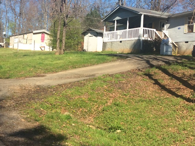 362 Cudd Rd, Resaca, GA 30735